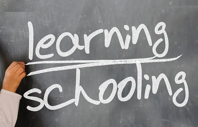 Comment Établir une Communication Efficace avec les Enseignants