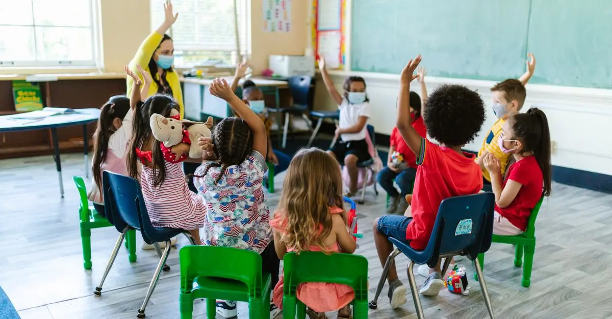 Comment Encourager votre Enfant à Participer en Classe