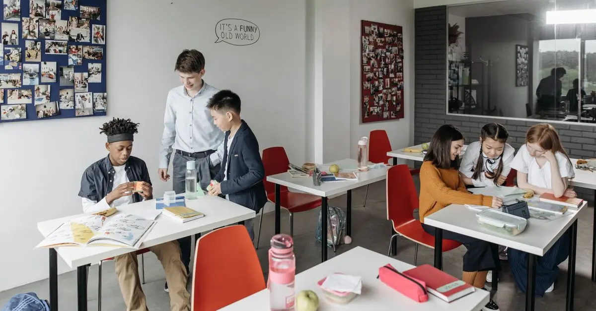 Comment Favoriser une Attitude Positive au Retour en Classe