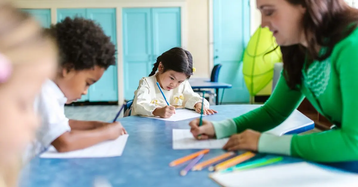 L'Importance de l'Art à l'École Primaire