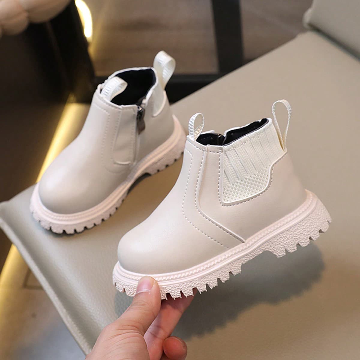 Bottes pour enfants, nouveau style pour automne et hiver 2024. Bottes courtes à la mode et polyvalentes pour garçons et filles, bottes