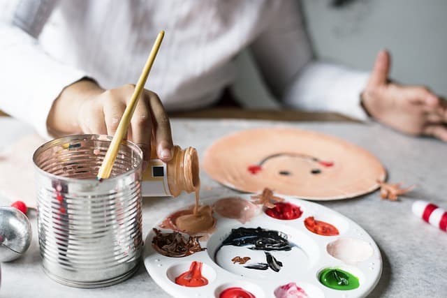 10 Activités Engagées pour Rendre le Retour en Classe Positif